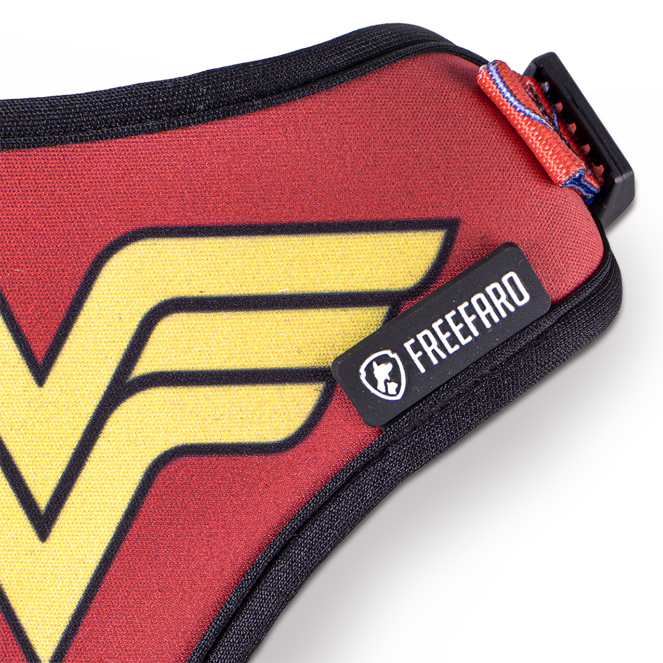 Peitoral FreeFaro Air Mulher Maravilha 2023 - M